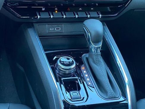 New 2026 GMC Canyon Elevation w/ Convenience Package image 13