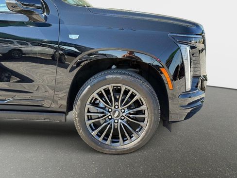 Used 2026 Cadillac Escalade Platinum Sport AWD/4WD image 17