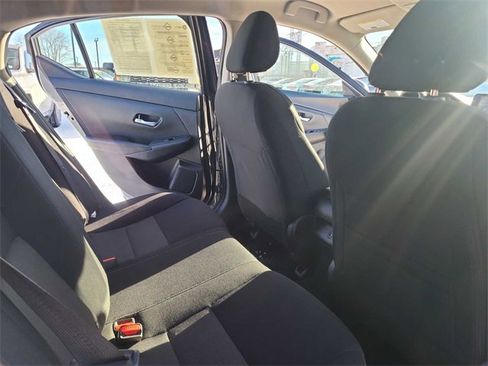 Used 2023 Nissan Sentra SV image 18