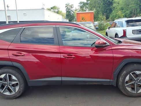 Certified 2025 Hyundai Tucson SEL AWD/4WD image 4