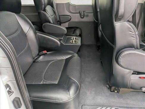 Used 2023 Ford Transit 350 XLT RWD image 18