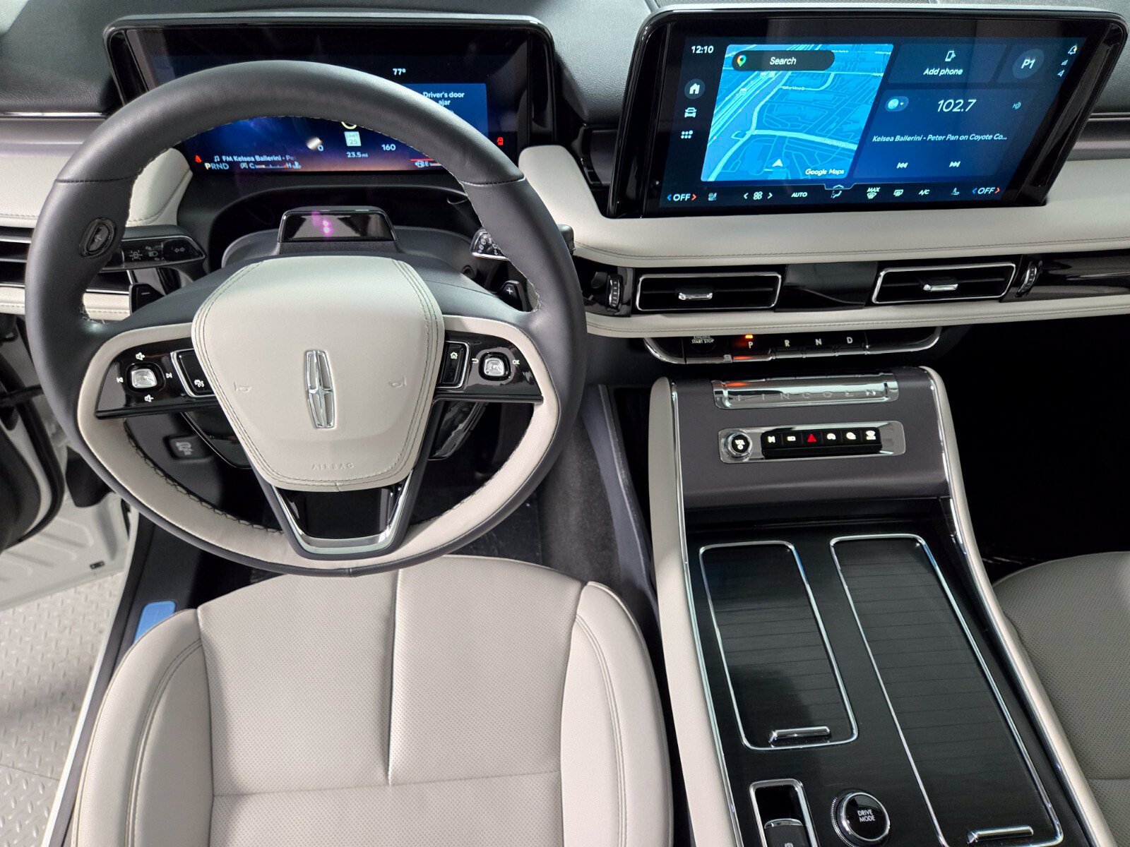 New 2027 Lincoln Aviator 2WD image 17