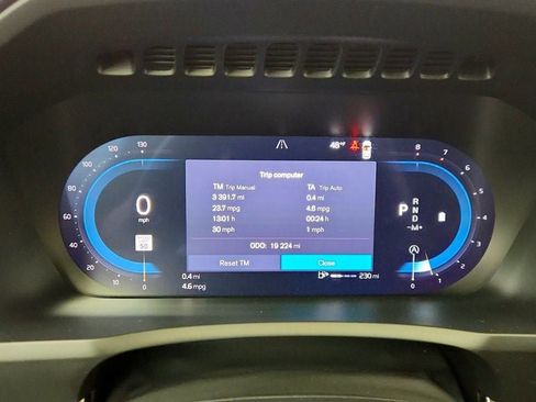 Used 2025 Volvo XC90 B6 Plus image 15