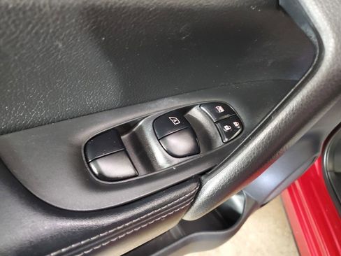 Used 2017 Nissan Rogue Sport SV image 12