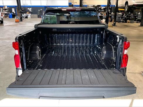 Used 2023 Chevrolet Silverado 1500 LT AWD/4WD image 32