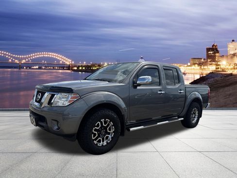 Used 2020 Nissan Frontier SV w/ SV Utility Package RWD image 1