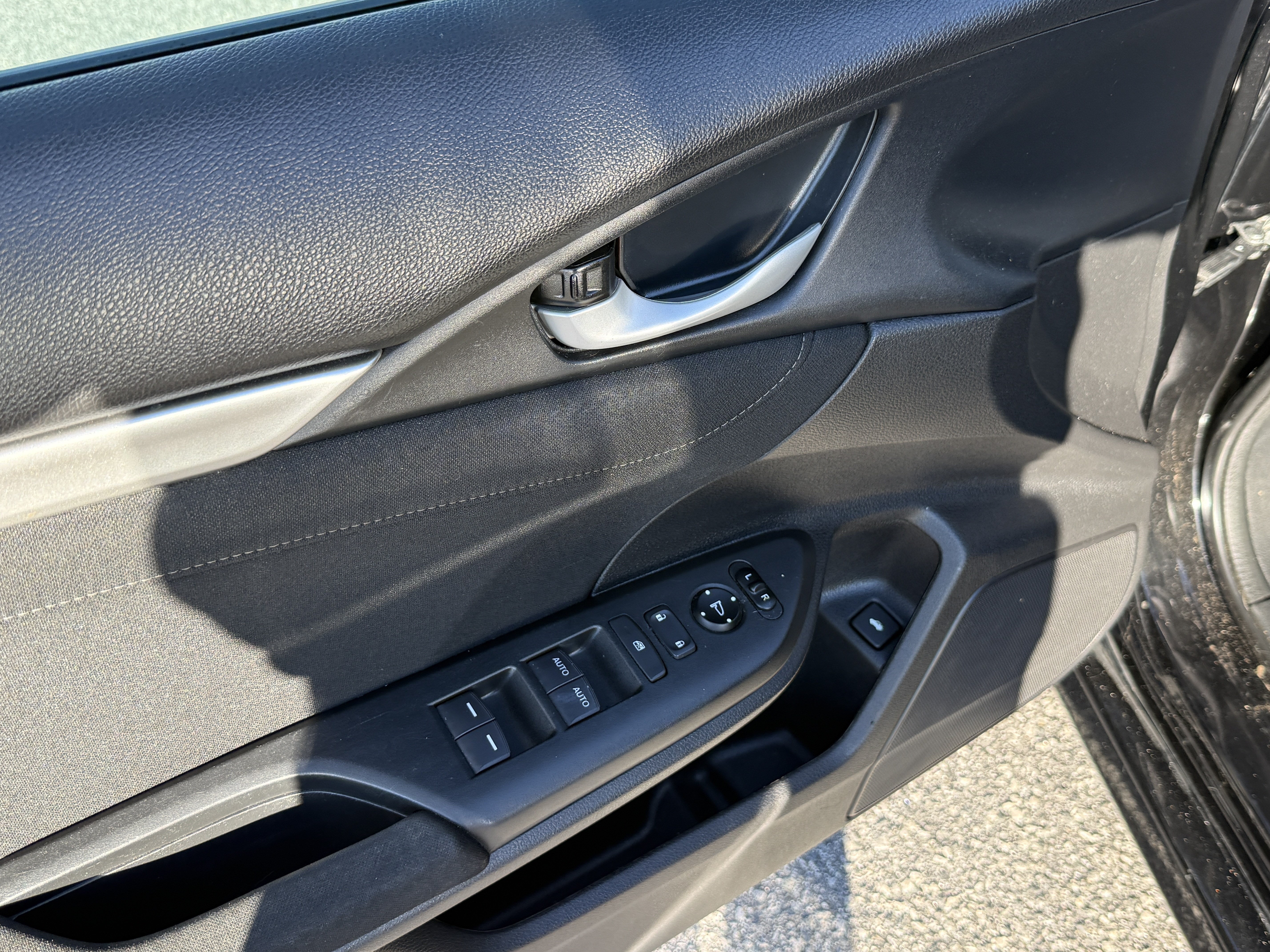 Used 2018 Honda Civic EX image 15