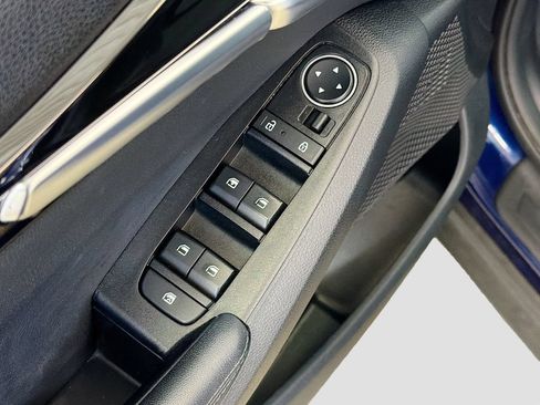 Used 2024 Kia Seltos S AWD/4WD image 19