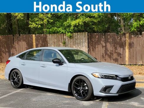Used 2024 Honda Civic Sport image 1