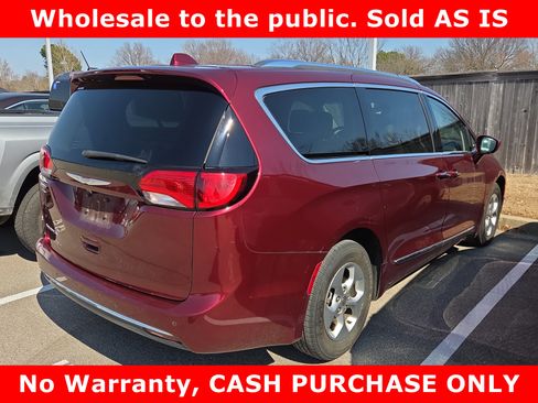 Used 2017 Chrysler Pacifica Touring-L Plus image 7