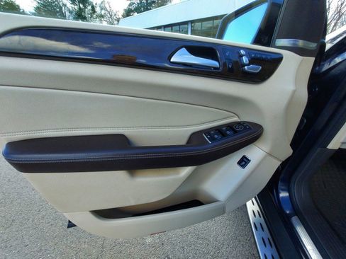 Used 2018 Mercedes-Benz GLE 350 4MATIC image 8