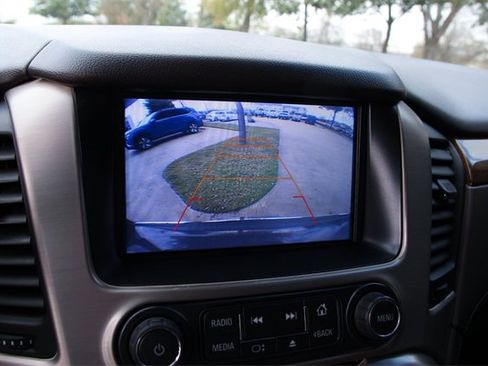 Used 2017 GMC Yukon Denali w/ Open Road Package image 23