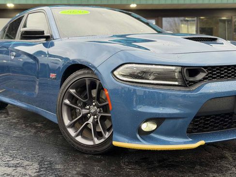 Used 2023 Dodge Charger Scat Pack w/ Technology Group image 4