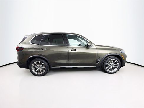 New 2026 BMW X5 xDrive40i image 8