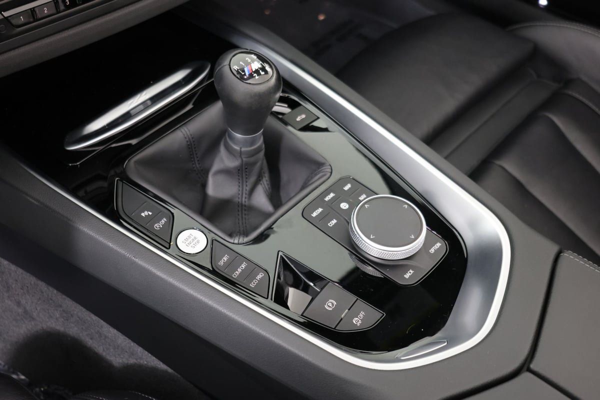 Used 2026 BMW Z4 M40i w/ Premium Package RWD image 6