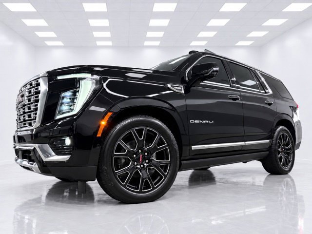 Used 2026 GMC Yukon Denali w/ Denali Reserve Package AWD/4WD image 4