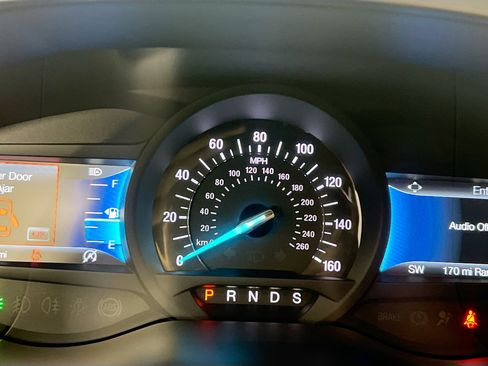 Used 2024 Ford Edge SE w/ Black Appearance Package image 23