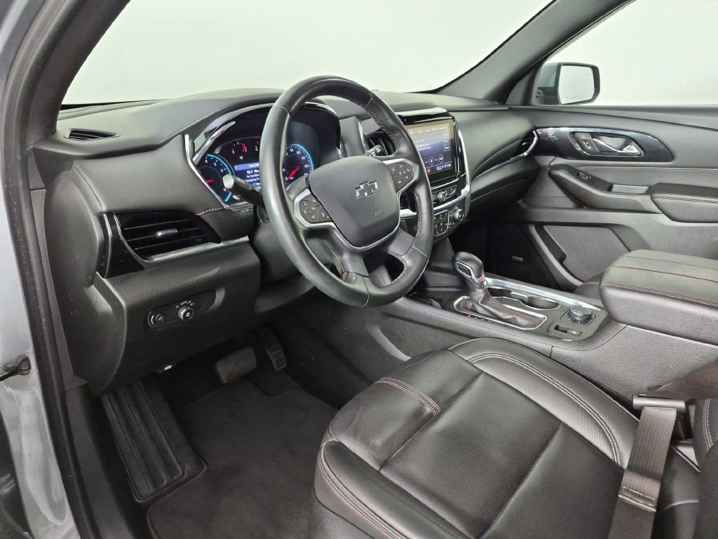 Used 2023 Chevrolet Traverse RS AWD/4WD image 17