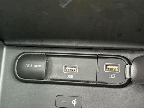 Used 2021 Kia Telluride SX w/ SX Prestige Package image 26