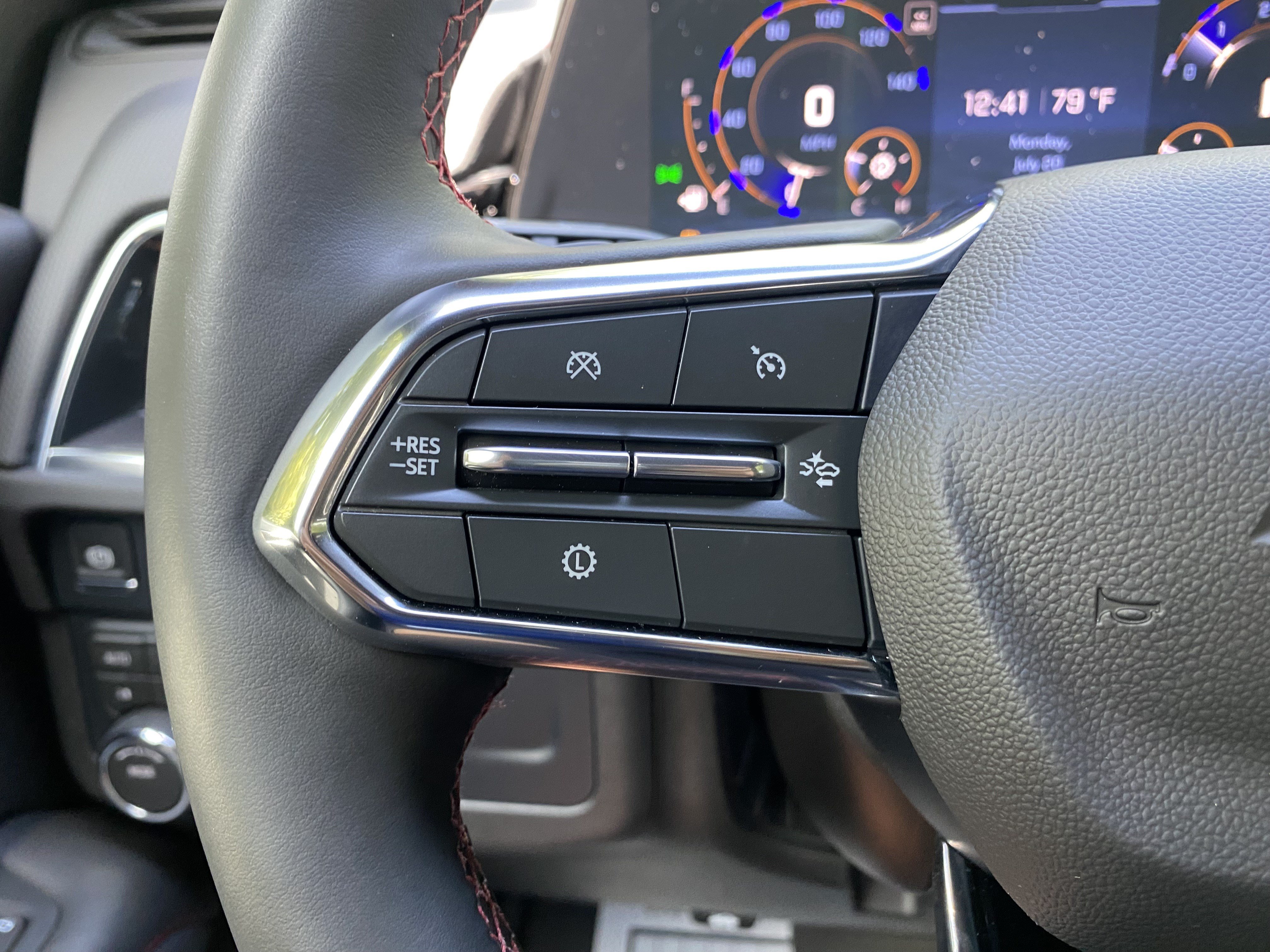 Used 2026 Chevrolet Tahoe RST w/ Comfort Package AWD/4WD image 19