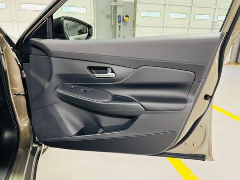 New 2027 Nissan Sentra SV FWD image 27