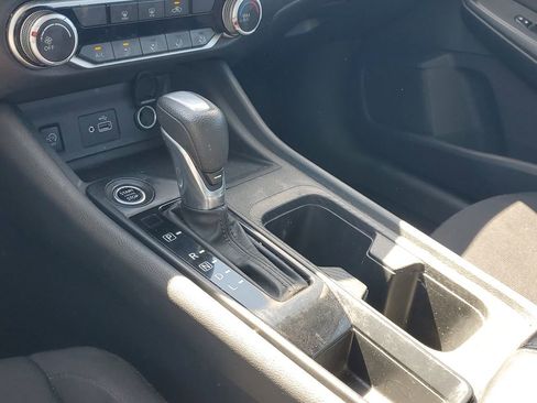 Used 2025 Nissan Sentra S FWD image 26