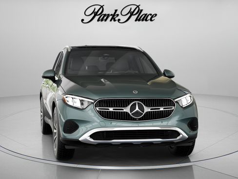 Certified 2026 Mercedes-Benz GLC 300 4MATIC image 33