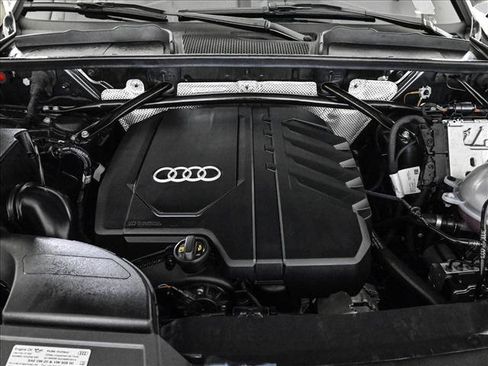 Used 2023 Audi Q5 2.0T Prestige w/ Prestige Package AWD/4WD image 24