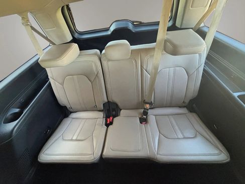 Used 2023 Ford Expedition Max Limited image 47