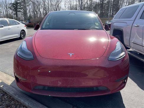 Used 2023 Tesla Model Y Long Range image 11