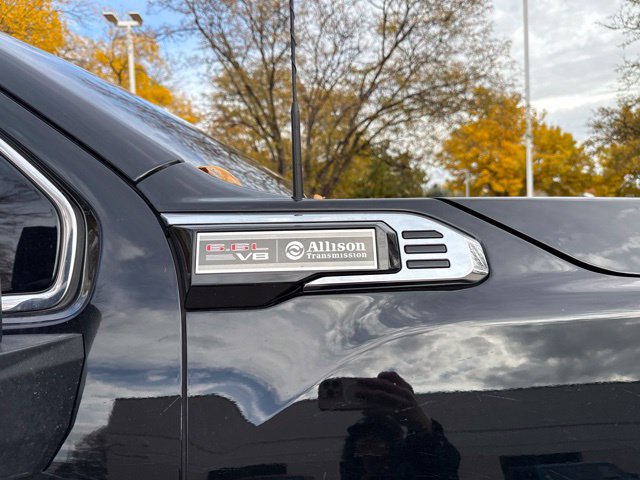 Used 2025 GMC Sierra 2500 SLE w/ SLE Value Package; AWD/4WD image 6