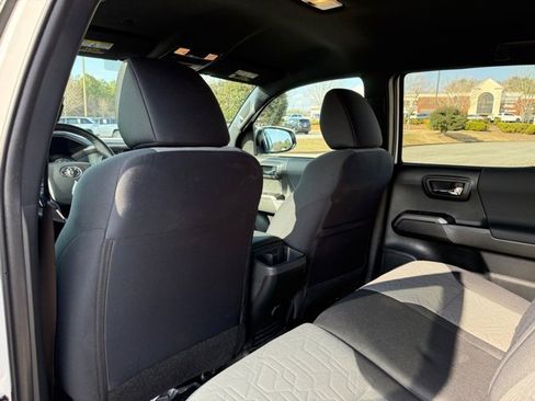 Used 2023 Toyota Tacoma TRD Sport image 26