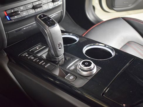 Certified 2022 Maserati Ghibli Modena Q4 image 34