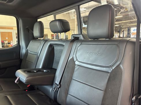 Used 2025 Ford F150 Raptor AWD/4WD image 38