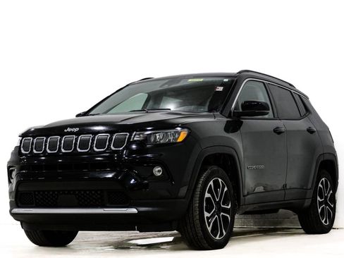 Used 2022 Jeep Compass Limited w/ Sun and Sound Group image 3