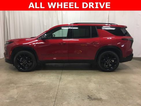 Used 2024 Chevrolet Traverse RS w/ LPO, Floor Liner Package image 8