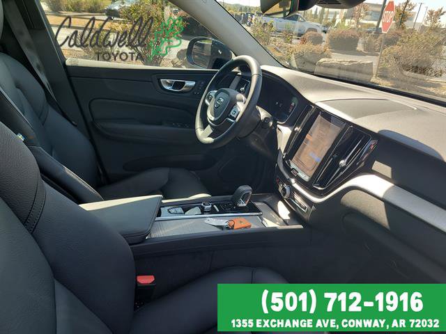 Used 2025 Volvo XC60 B5 Plus w/ Protection Package Premier AWD/4WD image 30