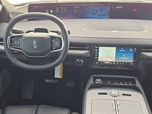 New 2025 Lincoln Navigator Reserve w/ Jet Appearance Package image 24