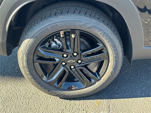 New 2026 Chevrolet Trax ACTIV w/ Driver Confidence Package image 18