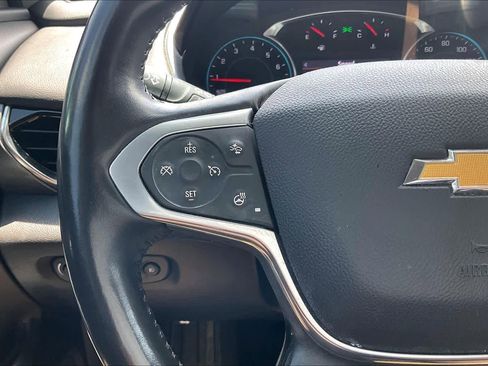 Used 2021 Chevrolet Traverse Premier w/ Redline Edition FWD image 18