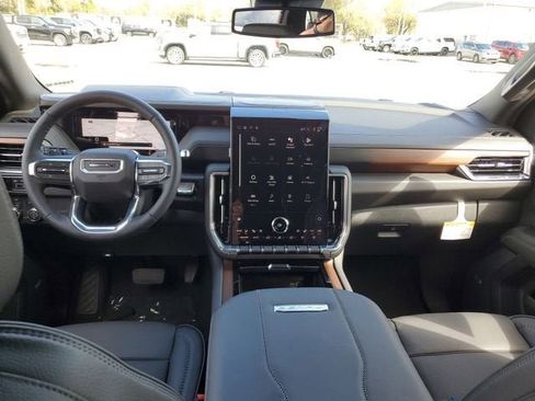 New 2026 GMC Yukon XL Denali w/ Sun & Power Step Package AWD/4WD image 12