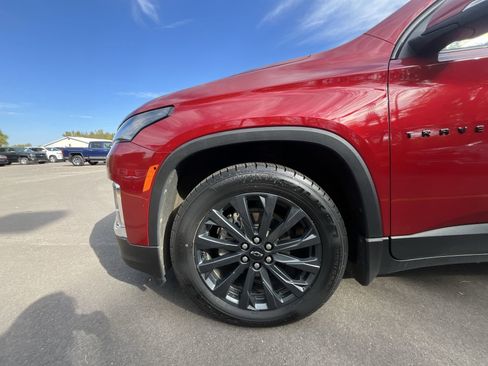 Certified 2023 Chevrolet Traverse RS image 34