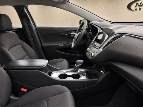 Used 2023 Chevrolet Malibu LT FWD image 11