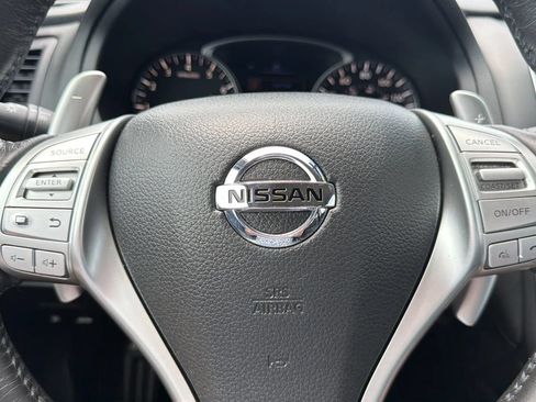 Used 2018 Nissan Altima 2.5 SR FWD image 17