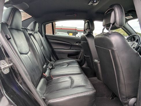 Used 2013 Chrysler 200 Limited FWD image 14