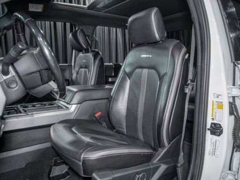 Used 2021 Ford F250 Platinum w/ FX4 Off-Road Package image 9