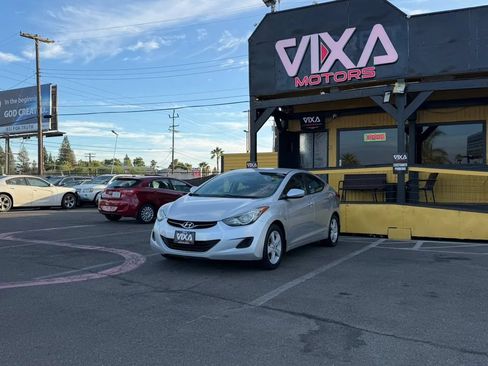 Used 2013 Hyundai Elantra GLS FWD image 1