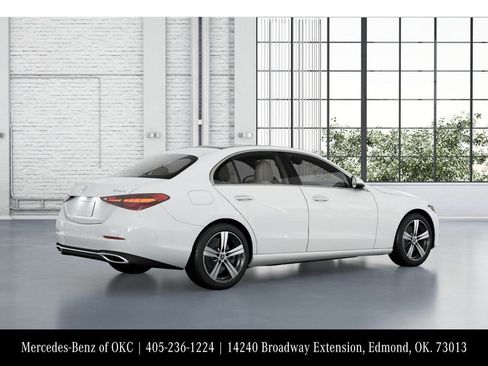 Used 2025 Mercedes-Benz C 300 4MATIC Sedan image 20