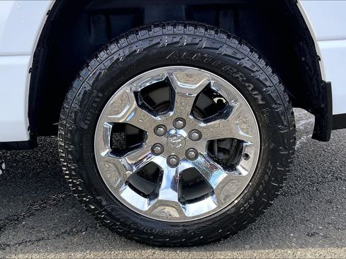 Used 2019 RAM 1500 Big Horn image 10