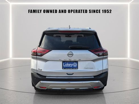 Used 2023 Nissan Rogue Platinum w/ Platinum Premium Package image 5